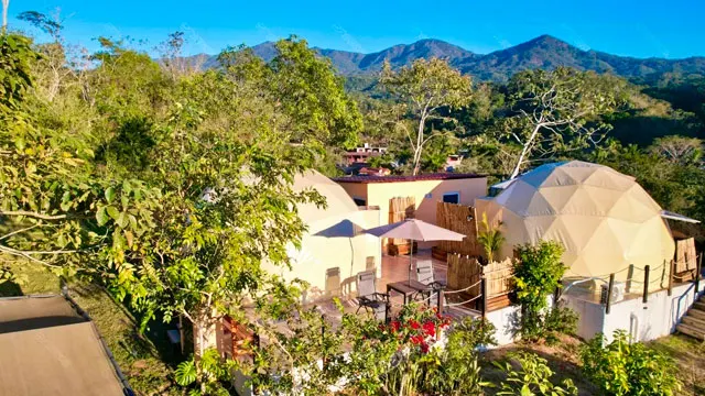 Glamping Dome Hotel Seaside Mexico