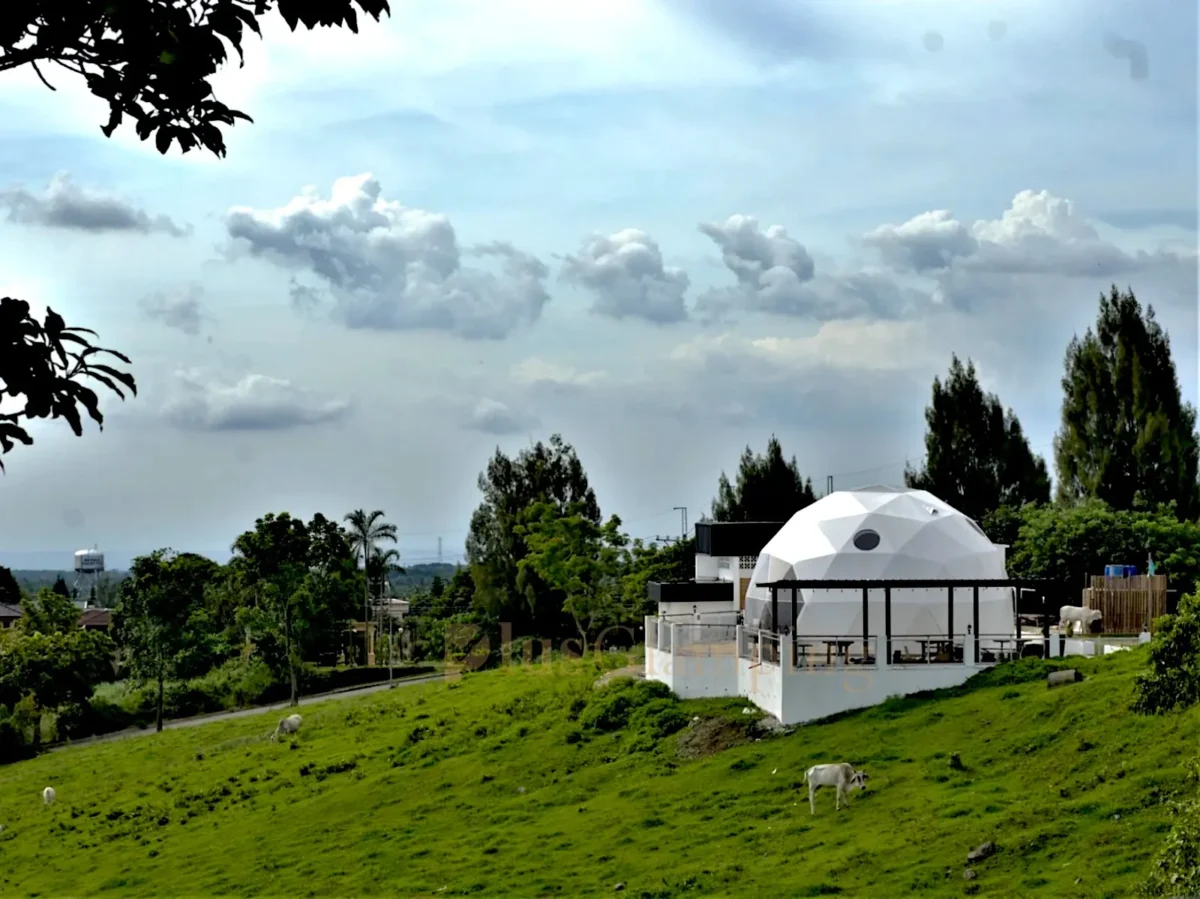 10M Geodesic Dome Café