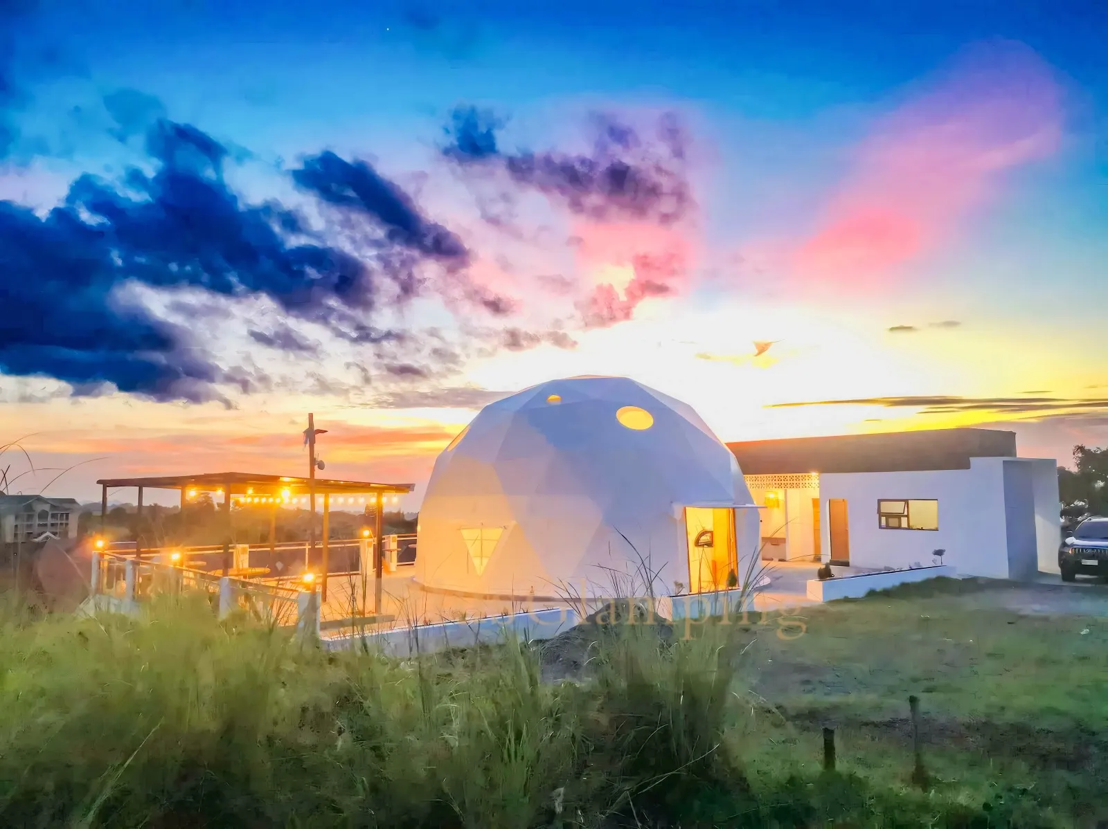 10M Geodesic Dome Café