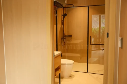 Luxury Lodge Tent Deluxe Suite Bathroom