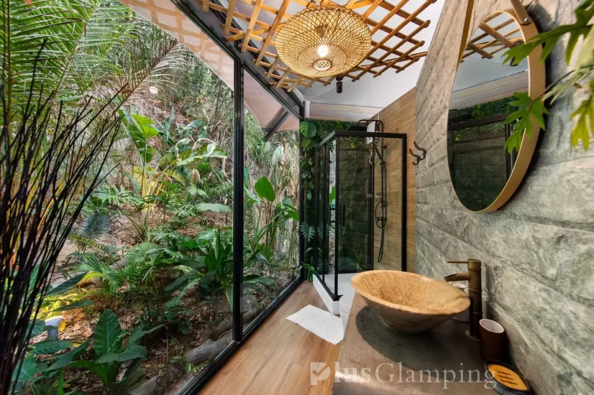 Luxury Lodge Tent Bathroom