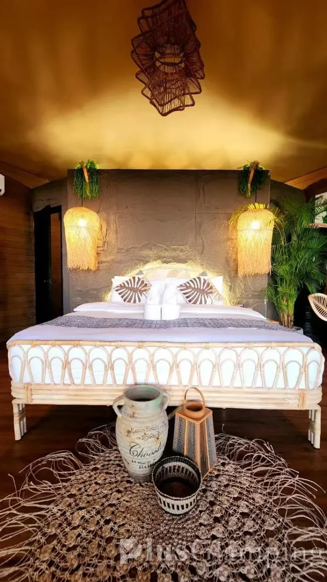 Luxury Lodge Tent King-size Bed