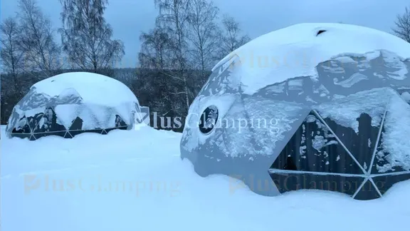 8m Glamping Dome in Snow