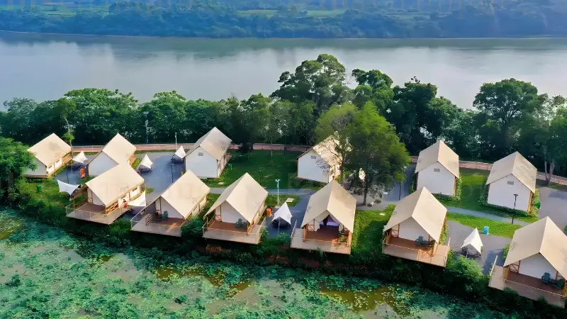 Lion Dance Heritage Glamping Resort with Safari Tents