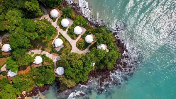 Seaside Glamping Dome Resort